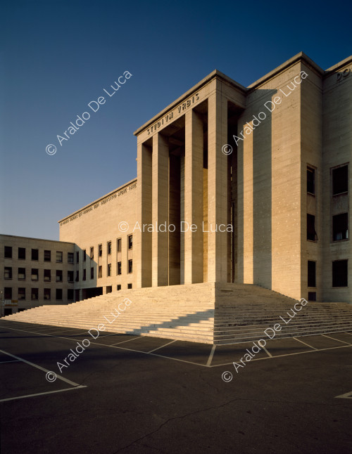 Rektoratsgebäude
