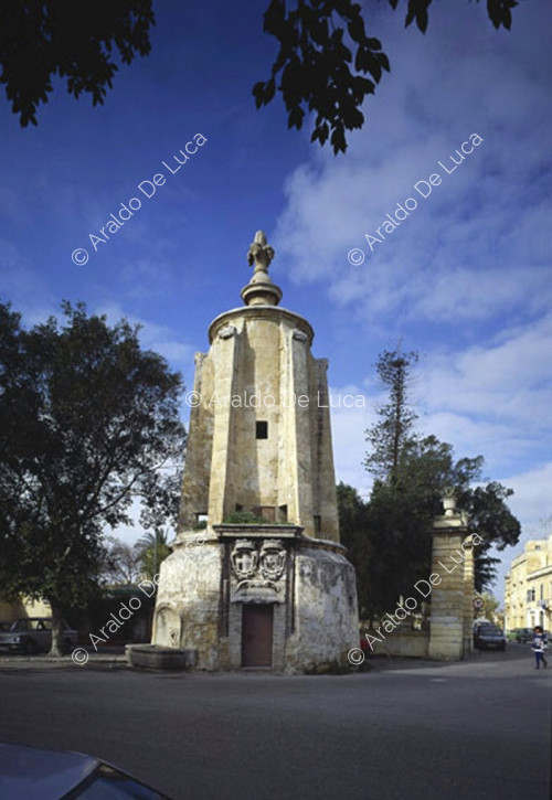 Maltese Civil Monument