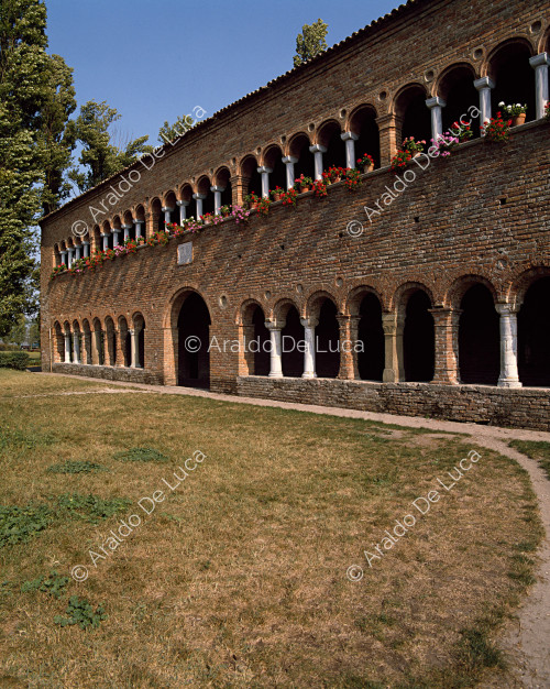 Palazzo della Ragione. Detail of the loggia