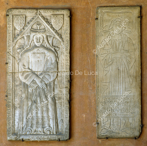 Lápidas del monje y la monja Dorotea de Vercelli