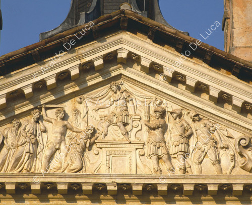 Decoration of the pediment of the chapel in Villa Barbaro