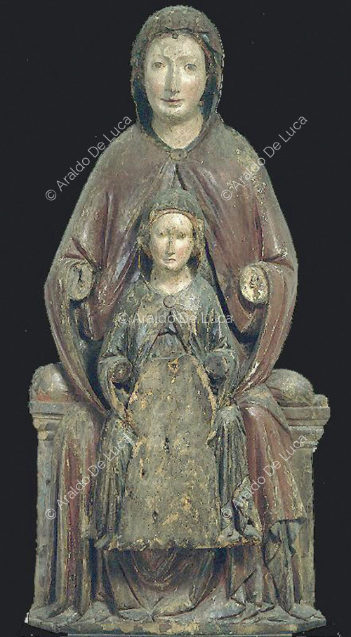 Die heilige Anna thront mit der Jungfrau