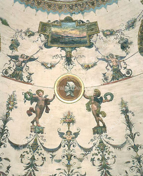 Wohnzimmer, Fresken an der Decke