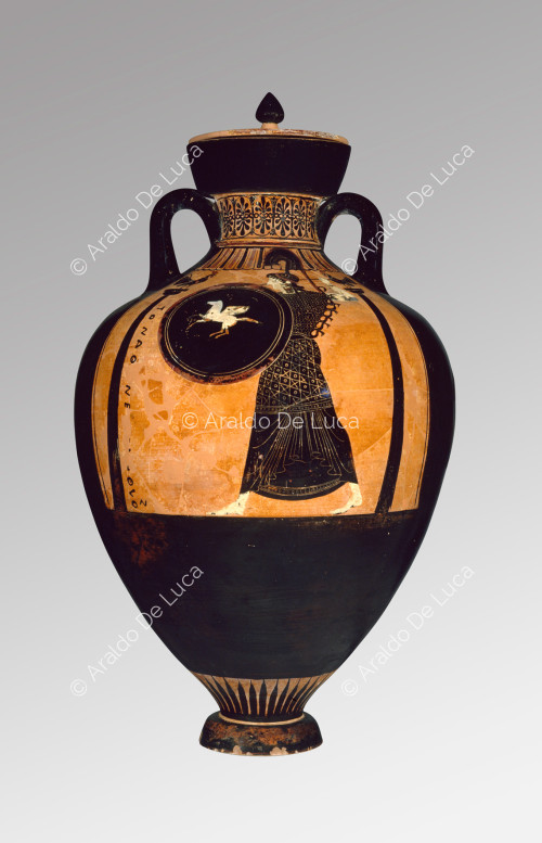 Panathenaic amphora with pentathlon scene