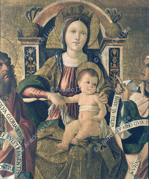 Políptico de la Cruz. Detalle de la Virgen con el Niño entre San Joaquín y Santa Ana.