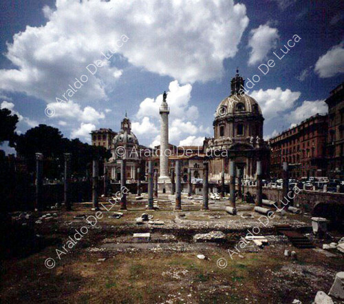 Die Basilika Ulpia und die Trajanssäule