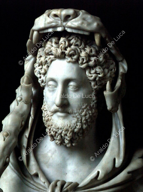 Busto de Cómodo como Hércules