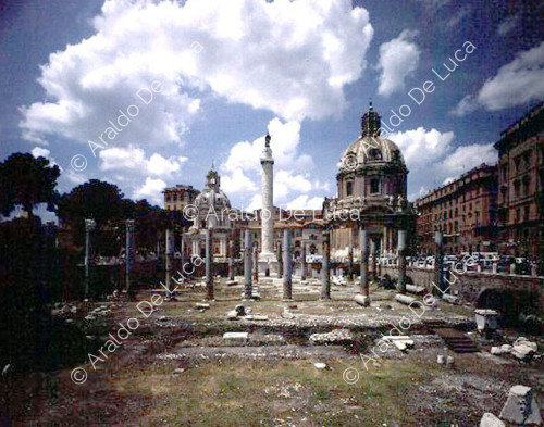 The Basilica Ulpia and Trajan's Column