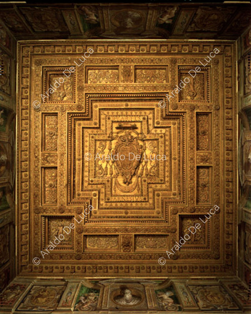 Decke mit dem Wappen von Card. Odoardo Farnese