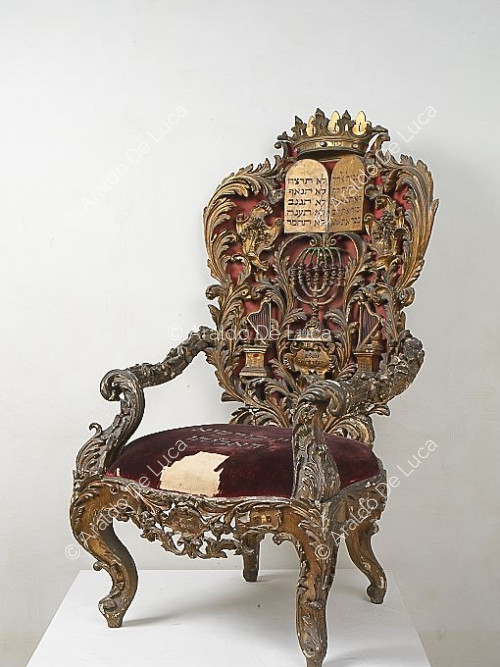 Der Stuhl des Propheten Elias, der für Beschneidungen verwendet wird