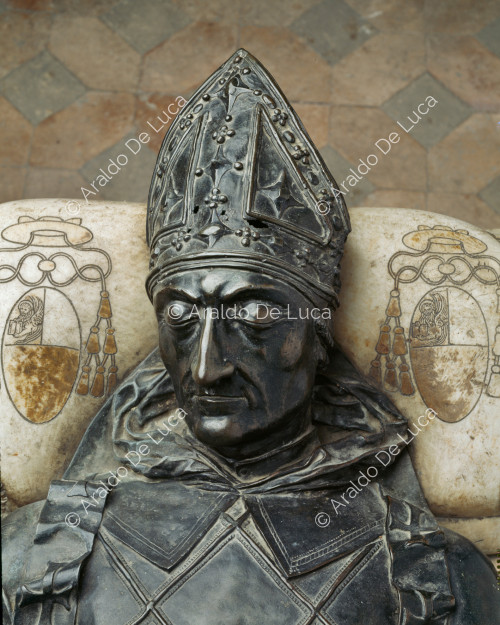 Tumba del cardenal Pietro Foscari, detalle