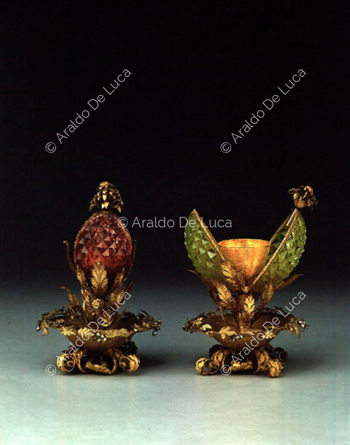 Pineapple-shaped gold and coloured glass jars