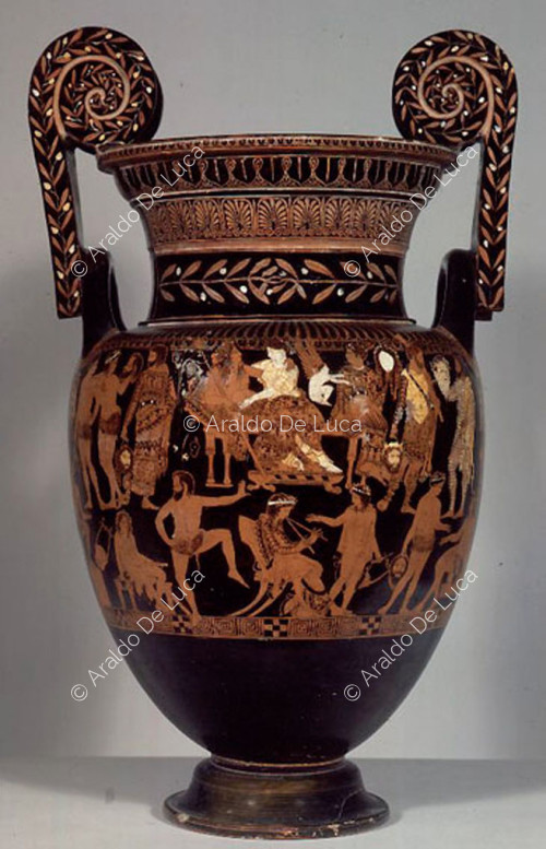 Painted amphora from Ruvo