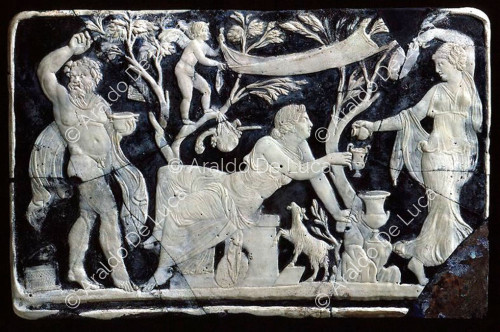 Glastafel mit den Göttern Dionysos und Zeus