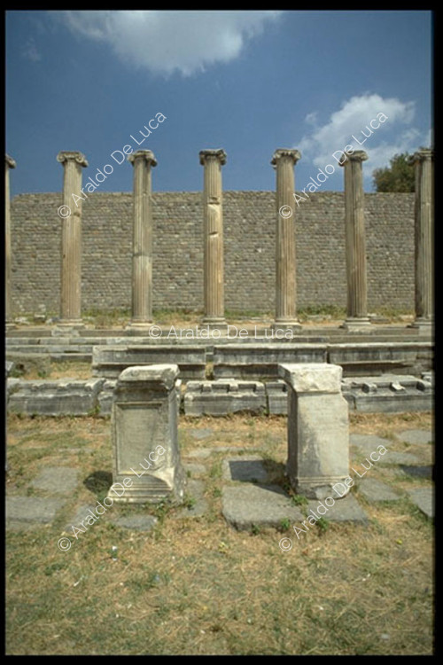 Colonne, Pergamo. Turchia