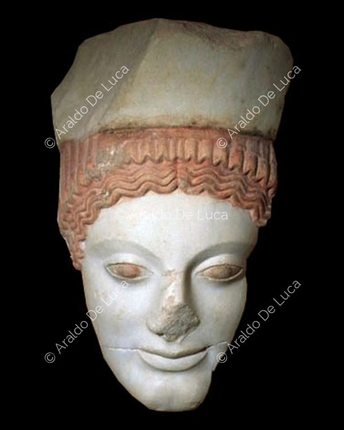 Archaic marble head of Kore