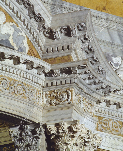 Marco arquitectónico-decorativo - Éxtasis de Santa Teresa, detalle