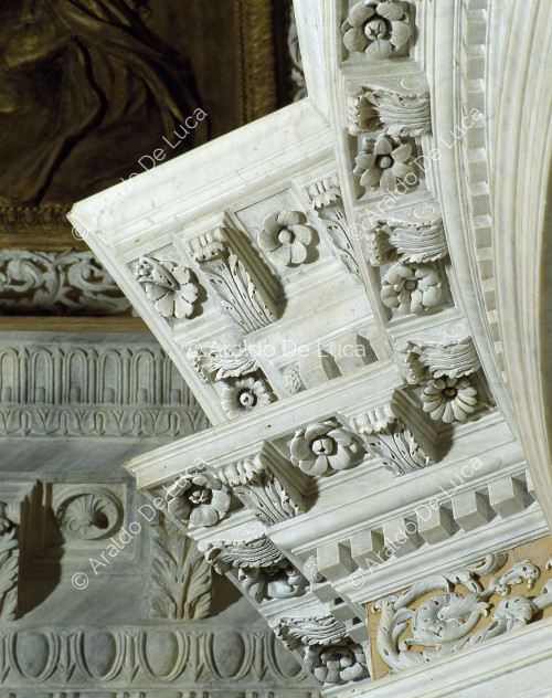 Marco arquitectónico-decorativo - Éxtasis de Santa Teresa, detalle