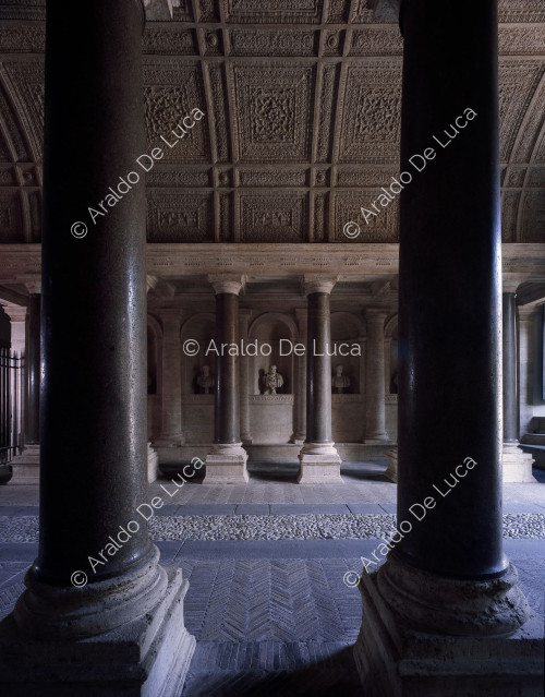 Palazzo Farnese, interni