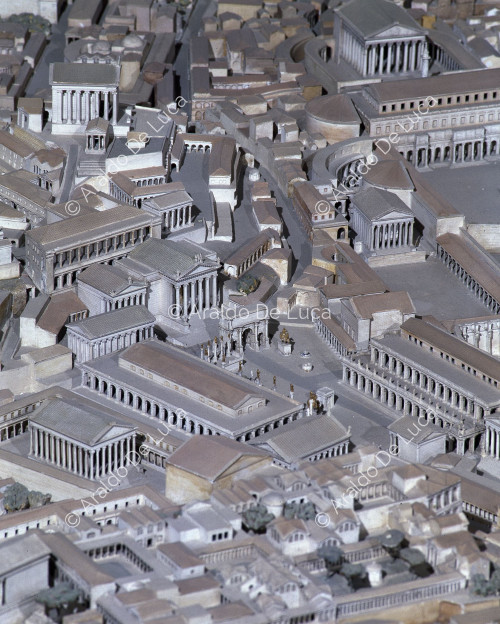 Model of Imperial Rome. Detail with the Arch of Septimius Severus