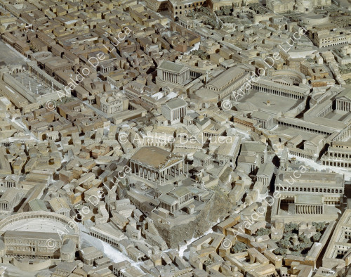 Maquette de la Rome impériale. Détail avec le temple de Jupiter Capitolin
