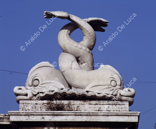 Fuente de los Leones, Piazza del Popolo, detalle