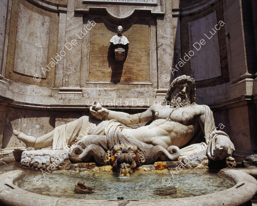 Fontana nel cortile del Palazzo dei Capitolini
