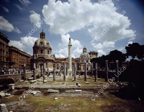 La Basílica Ulpia y la Columna de Trajano