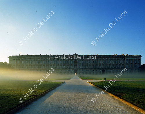 Vista exterior del Palacio Real de Caserta