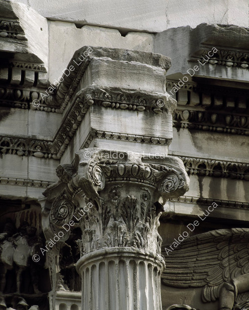 Arch of Septimius Severus. Detail of the capital