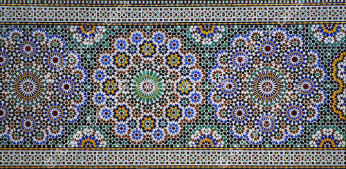 Particolare del mosaico lavorato nella moschea