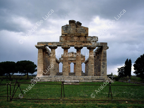 Veduta esterna del Tempio di Athena