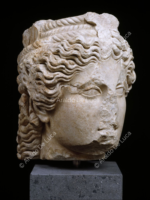 Ritratto femminile romano