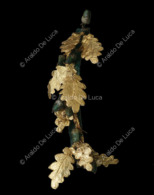 Corona de hojas de roble