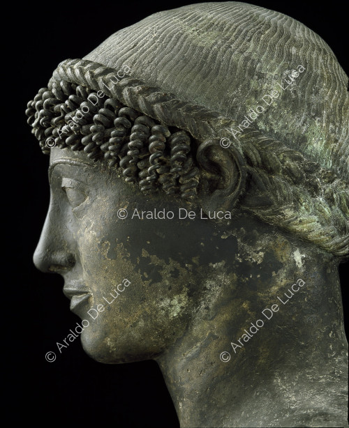 Busto di Kouros, identificato anche con Apollo