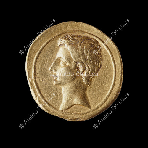 Testa dell'imperatore Augusto, aureo romano