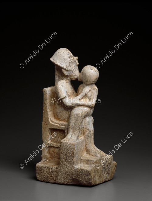 Statuette of Akhenaten with one of his daughters