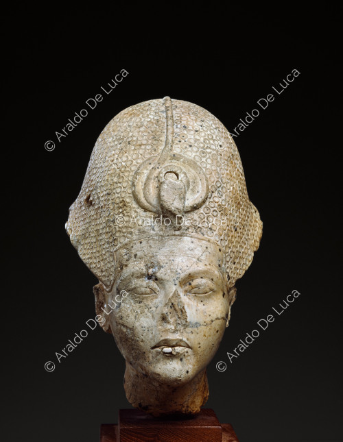 Head of Akhenaten