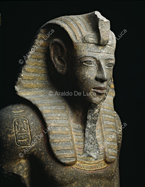 Die Statue des Merenptah