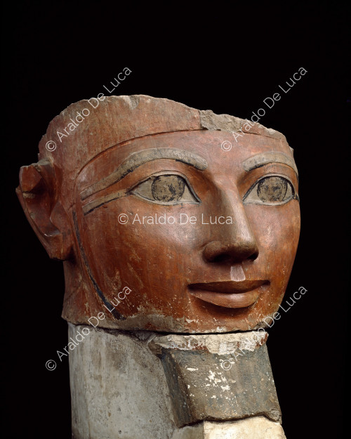 Kopf der Königin Hatschepsut, dargestellt als Osiris