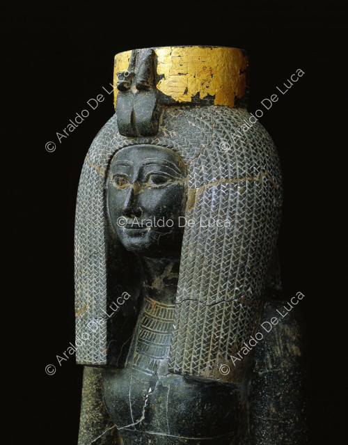 Statua di Aset, madre di Thutmosi III