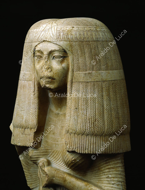 Parte superior de la estatua de la esposa de Nakhtmin