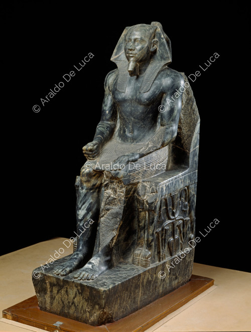 Statue von Chephren und Horo
