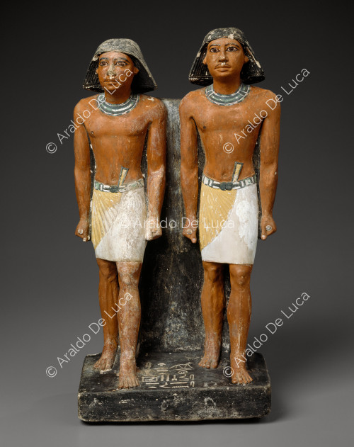 Deux statues de Nimaatsed