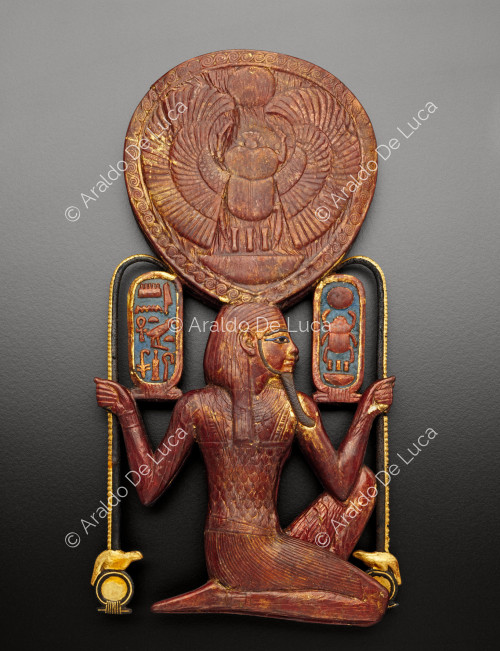 Tesoro de Tutankamón. Caja de espejos con deidad arrodillada