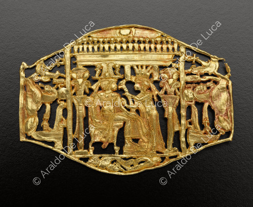 Treasure of Tutankhamun. Buckle with the pharaoh and his wife