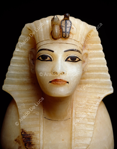Tesoro de Tutankamón. Recipiente de tarro canopo