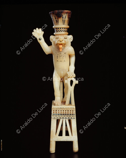 Tesoro di Tutankhamon. Vasetto per unguenti con leone