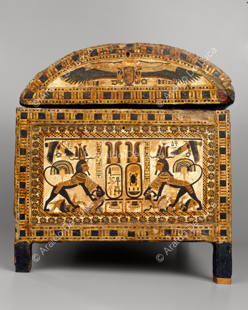 Treasure of Tutankhamun. Painted box |