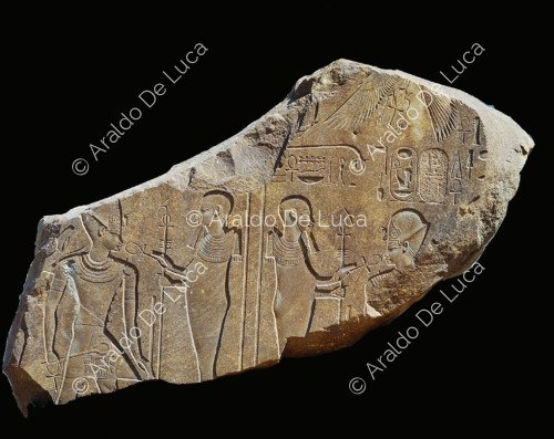 Relief mit Amenhotep III., der Ptah opfert